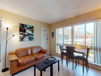 Pompano Beach One Bedroom vacation Condo Sleeps Four Guests