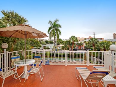 Pompano Beach One Bedroom vacation Condo Sleeps Four Guests
