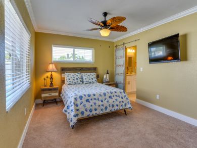 Pompano Beach Canal Front Three Bedroom Vacation Home