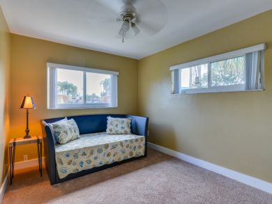 Pompano Beach Canal Front Three Bedroom Vacation Home