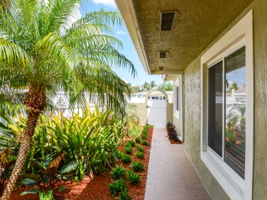 Pompano Beach Canal Front Three Bedroom Vacation Home