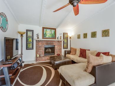 Cape Coral Vacation Home Sleeps Eight Guests