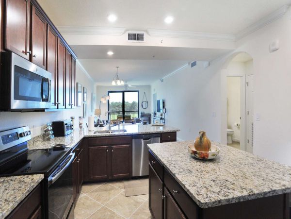 Lakewood Ranch Luxury Vacation Rental Sleeps Six Guests