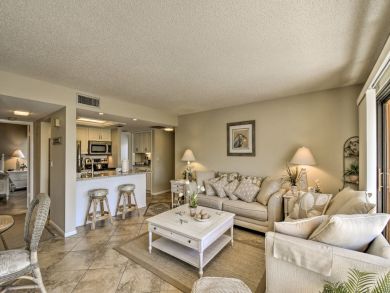 Siesta Key Vacation Condo Bay to Beach Community