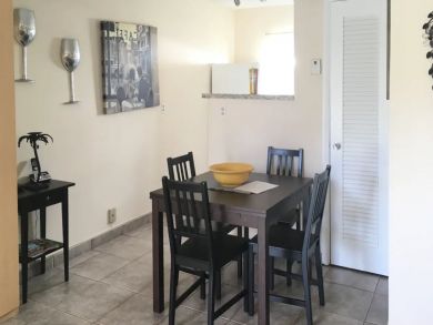 Walk to Beach One Bedroom Vacation Condo in Pompano Beach