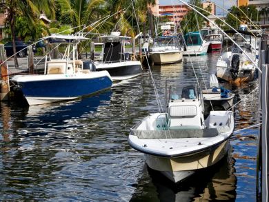 Pompano Beach One Bedroom Rental Condo Sleeps Four Guests
