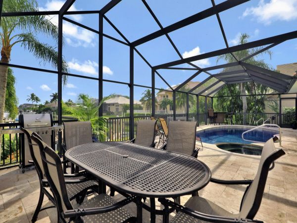 Marco Island Vacation Home Short Walk to Tigertail Beach