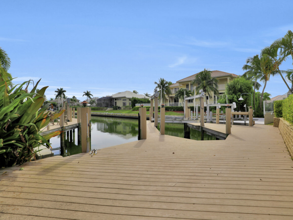 Marco Island Vacation Home Short Walk to Tigertail Beach
