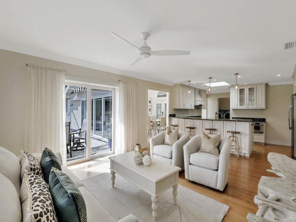 Marco Island Vacation Home Short Walk to Tigertail Beach