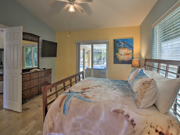 Fort Myers Vacation Home Sleeps Eight Guests