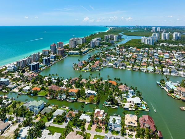 Luxury Waterfront Home Near Vanderbilt Beach - Your Perfect Vacation Retreat