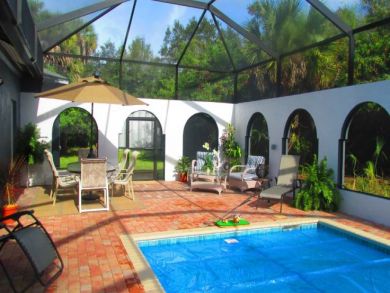Four Bedroom Family Home with Caged Pool in Naples Sleeps 12