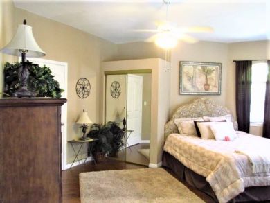 Four Bedroom Family Home with Caged Pool in Naples Sleeps 12