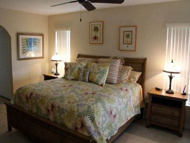 Cape Coral Vacation Home Sleeps Twelve Guests