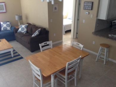 Siesta Key Vacation Condo Sleeps Six Guests