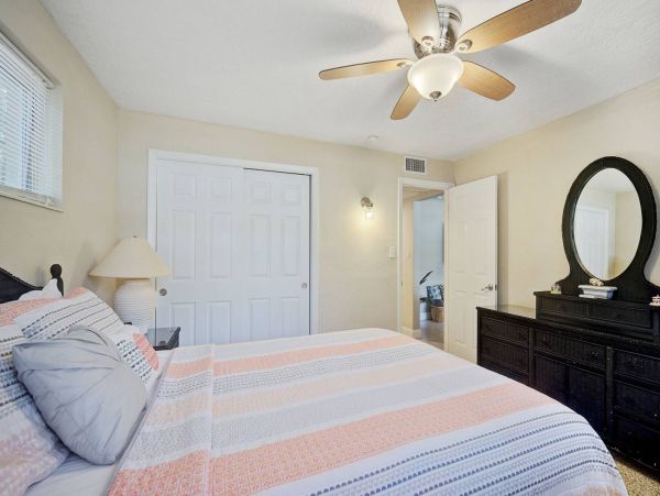 Sarasota Luxury Vacation Rental Home Three Bedrooms