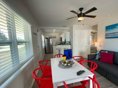 Holmes Beach Vacation Duplex Two Bedroom Sleeps 6 Guests