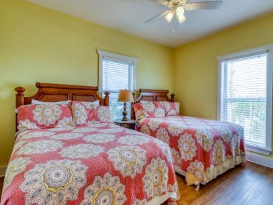 Panama City Vacation Home Sleeps Twelve Guests