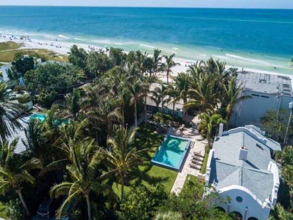 Siesta Key Vacation Condo One Bedroom Walk To Beach Sleeps 4