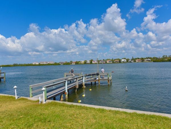 Siesta Key Vacation Condo One Bedroom Walk to Beach