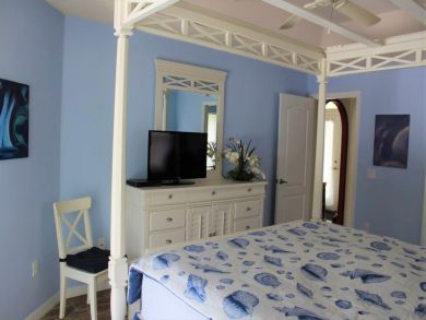 Rotonda's Three Bedroom Pool Home Sleeps Six Guests