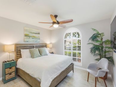 Four Bedroom Naples Home Short Drive to Downtown
