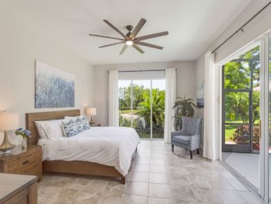 Four Bedroom Naples Home Short Drive to Downtown