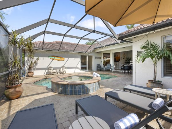 Naples Florida Vacation Rental | Luxury Waterfront Pool Villa with Lake View