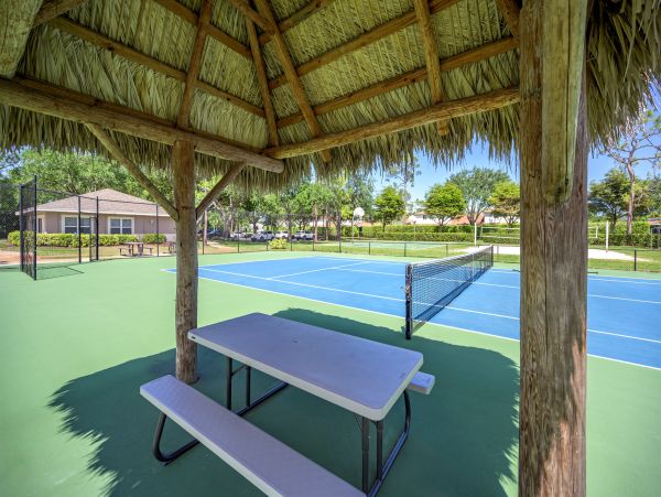 Naples Florida Vacation Rental | Luxury Waterfront Pool Villa with Lake View