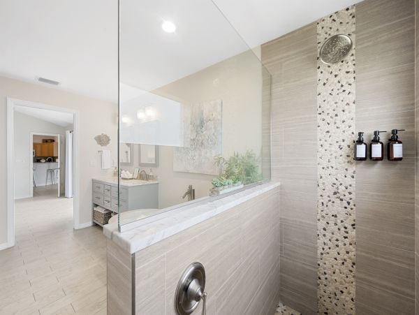 Naples Florida Vacation Rental | Luxury Waterfront Pool Villa with Lake View