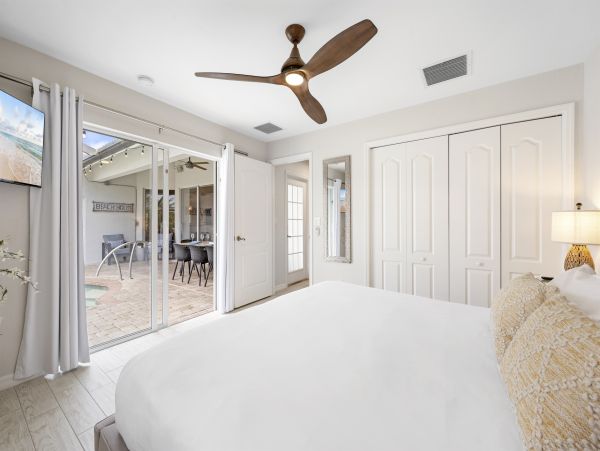 Naples Florida Vacation Rental | Luxury Waterfront Pool Villa with Lake View