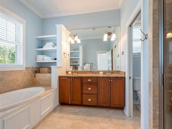 Holmes Beach Luxury Vacation Rental Home Sleeps Six Guests