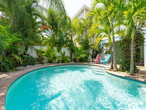 Holmes Beach Luxury Vacation Rental Home Sleeps Six Guests
