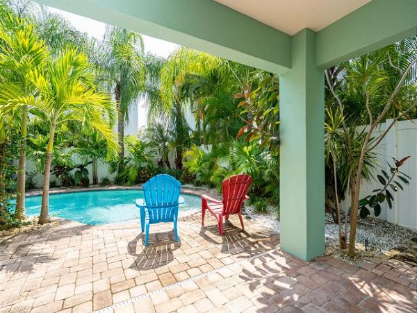 Holmes Beach Luxury Vacation Rental Home Sleeps Six Guests