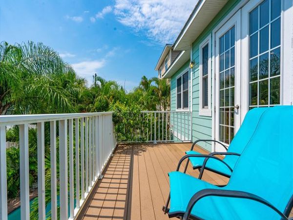 Holmes Beach Luxury Vacation Rental Home Sleeps Six Guests