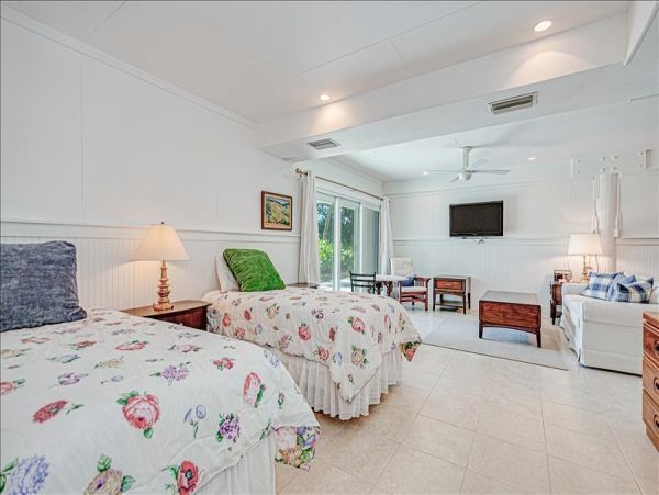 Luxury Beachfront 4 Bedroom Home on Boca Grande