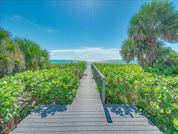 Luxury Beachfront 4 Bedroom Home on Boca Grande