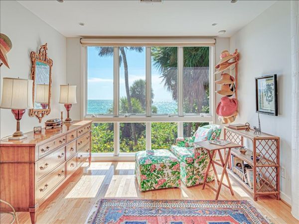 Luxury Beachfront 4 Bedroom Home on Boca Grande