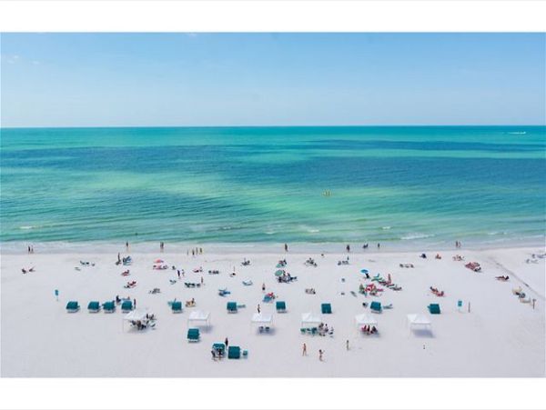 Beachfront One Bedroom Rental Condo in Siesta Key