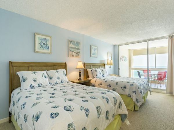 Beachfront One Bedroom Rental Condo in Siesta Key