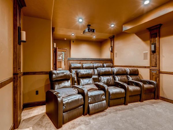 Deer Valley Luxury Ski Manor With Mountain Views 6 Bedrooms