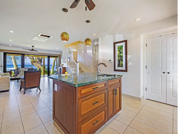 Lahaina Luxury Vacation Rental Home Three Bedrooms