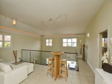 Oceanfront Four Bedroom Vacation Home Sleeps Ten Guests