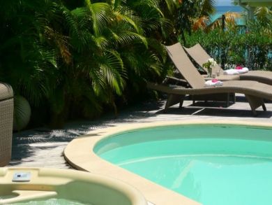 Oceanfront Four Bedroom Vacation Home Sleeps Ten Guests