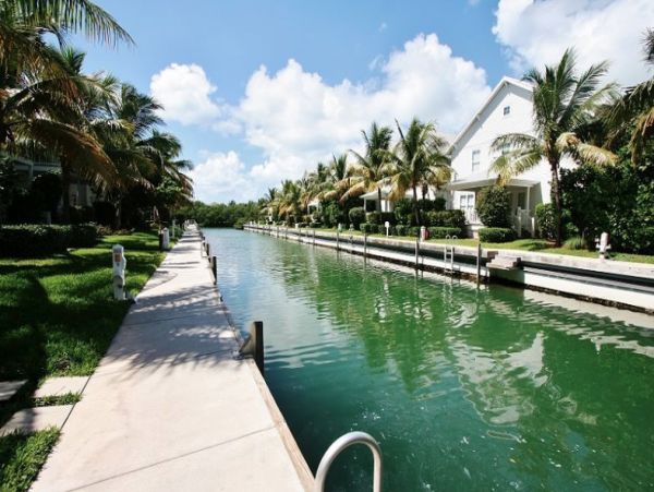 Marathon Canal View 3 Bedroom Vacation Villa