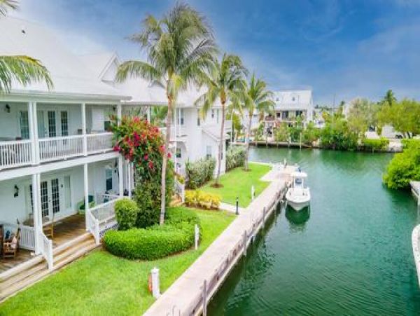 Marathon Canal View 3 Bedroom Vacation Villa