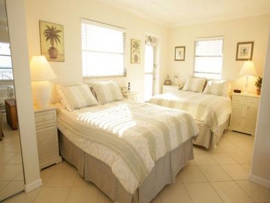 A Terrific Beach Front Efficiency at Great Rates - additional view, photo 2