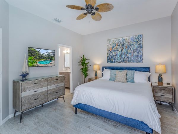 Luxury Naples Rental with Private Pool Five Star Amenities