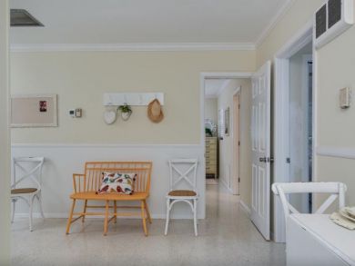Beautiful Sarasota Vacation Home Sleeps Four Guests