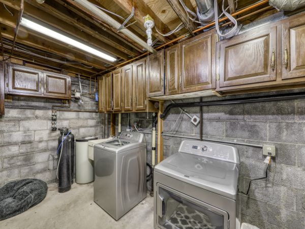 Vail Great Mountain Views Five Bedroom Rental Home